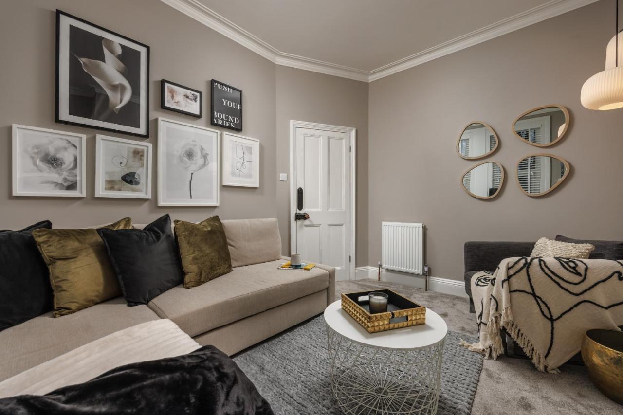 The Getaway! 3 Bed House - Plymouth - Sleeps 7 - Free Parking - Habita Property المظهر الخارجي الصورة