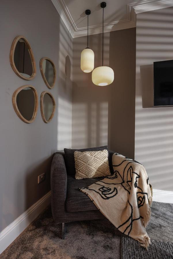 The Getaway! 3 Bed House - Plymouth - Sleeps 7 - Free Parking - Habita Property المظهر الخارجي الصورة
